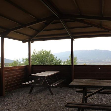 Albergue Restaurante De Artieda ภายนอก รูปภาพ