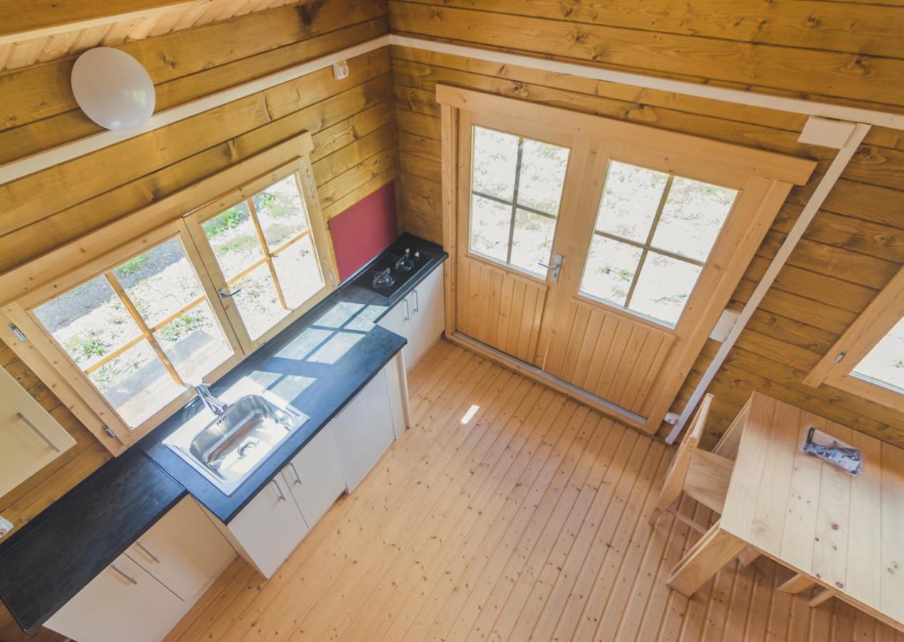 Albergue Restaurante De Artieda ภายนอก รูปภาพ